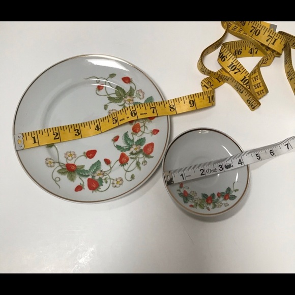 Vintage Avon porcelain Demitasse/Tea set. - Picture 5 of 10